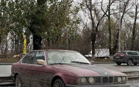 BMW 5 серия, 1991 год, 390 000 рублей, 11 фотография