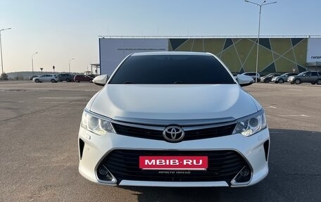 Toyota Camry, 2016 год, 2 500 000 рублей, 4 фотография