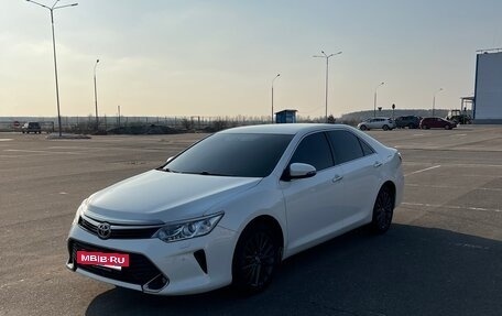 Toyota Camry, 2016 год, 2 500 000 рублей, 2 фотография