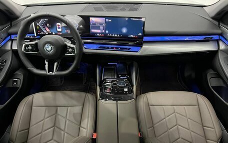 BMW 5 серия, 2024 год, 9 499 000 рублей, 13 фотография