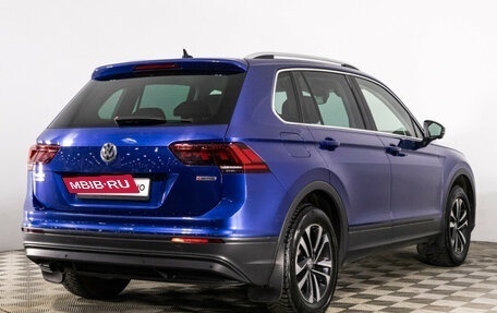 Volkswagen Tiguan II, 2019 год, 2 425 000 рублей, 5 фотография