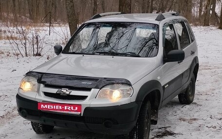 Chevrolet Niva I рестайлинг, 2013 год, 518 000 рублей, 8 фотография