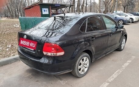 Volkswagen Polo VI (EU Market), 2010 год, 800 000 рублей, 4 фотография