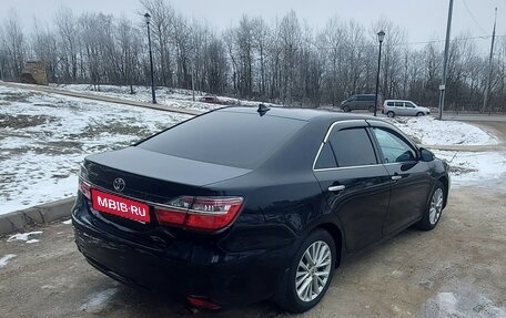 Toyota Camry, 2017 год, 3 100 000 рублей, 4 фотография