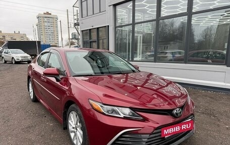 Toyota Camry, 2020 год, 3 050 000 рублей, 3 фотография