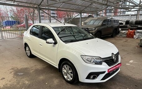 Renault Logan II, 2018 год, 679 000 рублей, 3 фотография