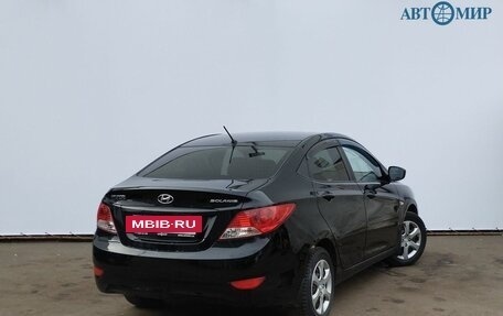 Hyundai Solaris II рестайлинг, 2013 год, 810 000 рублей, 5 фотография