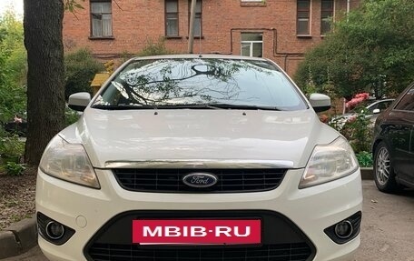 Ford Focus II рестайлинг, 2011 год, 699 999 рублей, 2 фотография