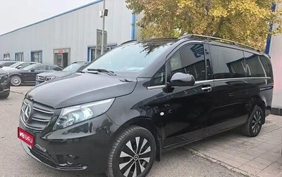 Mercedes-Benz Vito, 2022 год, 4 280 000 рублей, 1 фотография