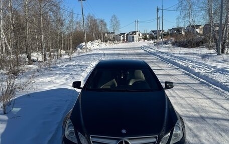 Mercedes-Benz E-Класс, 2010 год, 1 450 000 рублей, 1 фотография