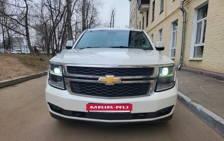 Chevrolet Tahoe IV, 2018 год, 5 400 000 рублей, 2 фотография