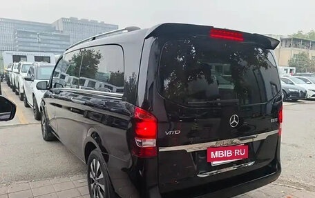 Mercedes-Benz Vito, 2022 год, 4 280 000 рублей, 5 фотография