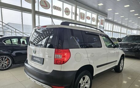 Skoda Yeti I рестайлинг, 2010 год, 1 079 000 рублей, 12 фотография