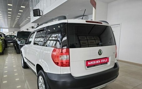 Skoda Yeti I рестайлинг, 2010 год, 1 079 000 рублей, 10 фотография