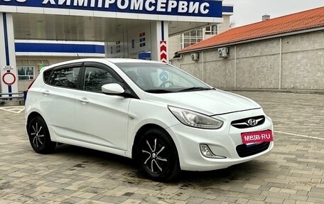 Hyundai Solaris II рестайлинг, 2013 год, 845 000 рублей, 4 фотография