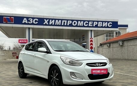 Hyundai Solaris II рестайлинг, 2013 год, 845 000 рублей, 3 фотография