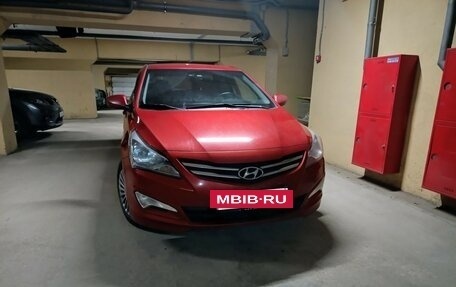 Hyundai Solaris II рестайлинг, 2015 год, 930 000 рублей, 9 фотография