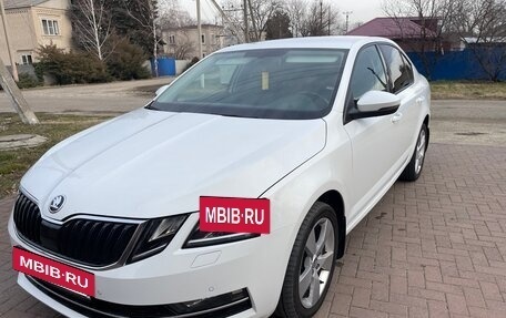 Skoda Octavia, 2017 год, 1 450 000 рублей, 2 фотография