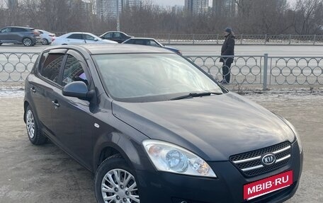 KIA cee'd I рестайлинг, 2009 год, 620 000 рублей, 4 фотография