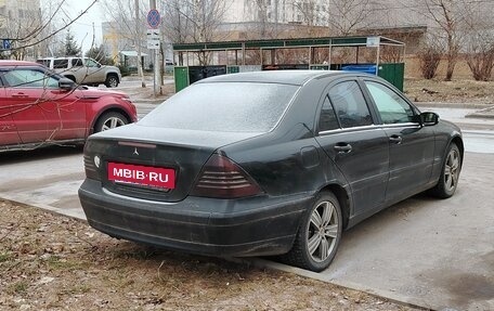 Mercedes-Benz C-Класс, 2003 год, 580 000 рублей, 4 фотография