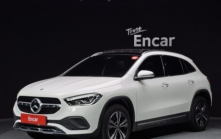 Mercedes-Benz GLA, 2021 год, 3 048 000 рублей, 2 фотография