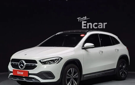 Mercedes-Benz GLA, 2021 год, 3 048 000 рублей, 3 фотография