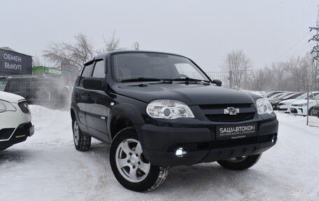 Chevrolet Niva I рестайлинг, 2012 год, 560 000 рублей, 2 фотография