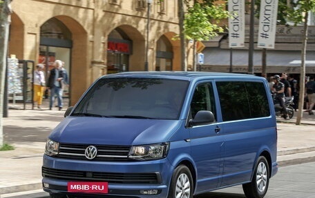 Volkswagen Multivan T6 рестайлинг, 2018 год, 4 500 000 рублей, 1 фотография