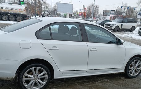 Volkswagen Jetta VI, 2016 год, 1 300 000 рублей, 4 фотография