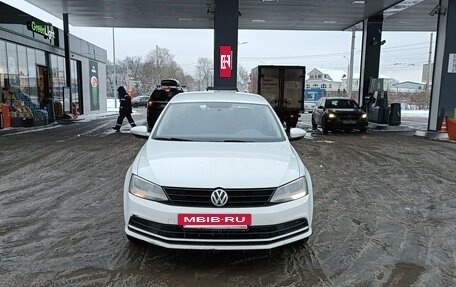 Volkswagen Jetta VI, 2016 год, 1 300 000 рублей, 3 фотография