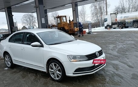 Volkswagen Jetta VI, 2016 год, 1 300 000 рублей, 5 фотография