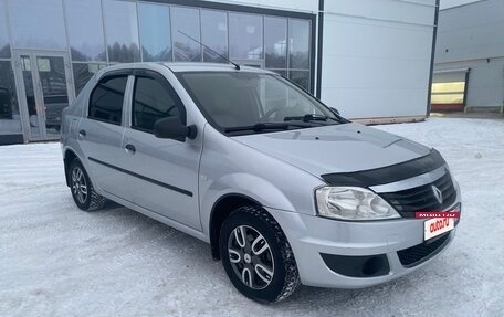 Renault Logan I, 2012 год, 595 000 рублей, 2 фотография