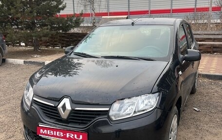 Renault Sandero II рестайлинг, 2014 год, 780 000 рублей, 2 фотография