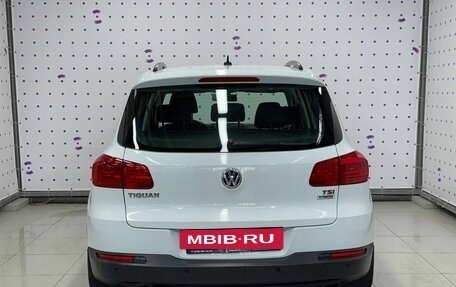 Volkswagen Tiguan I, 2015 год, 1 410 000 рублей, 6 фотография