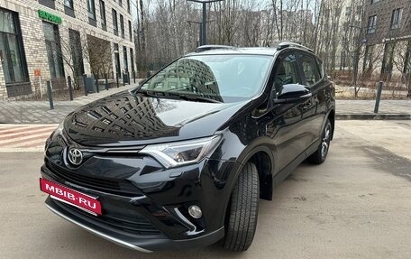 Toyota RAV4, 2016 год, 2 790 000 рублей, 4 фотография