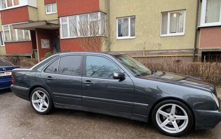 Mercedes-Benz E-Класс, 2000 год, 650 000 рублей, 14 фотография