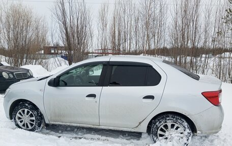 Renault Logan II, 2019 год, 950 000 рублей, 2 фотография