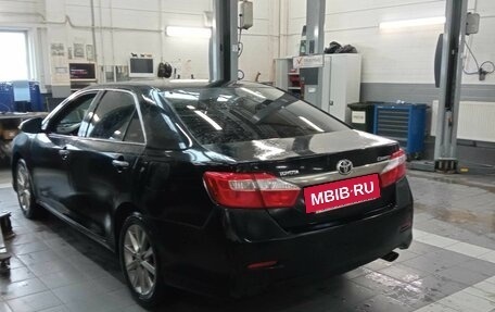 Toyota Camry, 2014 год, 1 700 000 рублей, 4 фотография