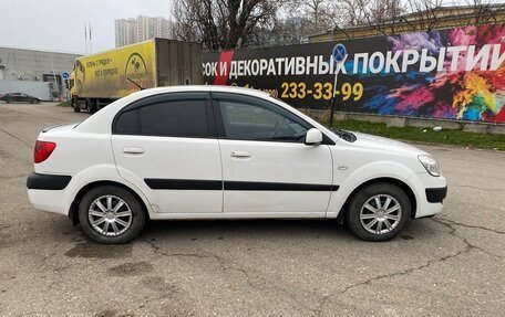 KIA Rio II, 2009 год, 750 000 рублей, 3 фотография