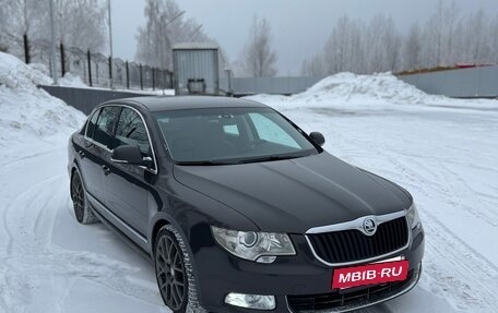 Skoda Superb III рестайлинг, 2011 год, 1 150 000 рублей, 2 фотография