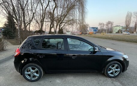 KIA cee'd I рестайлинг, 2010 год, 650 000 рублей, 12 фотография