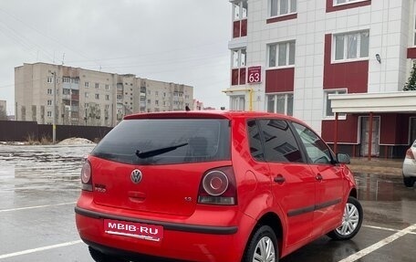 Volkswagen Polo IV рестайлинг, 2006 год, 320 000 рублей, 4 фотография