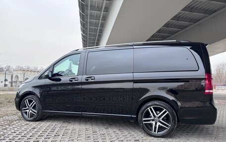 Mercedes-Benz V-Класс, 2019 год, 6 050 000 рублей, 34 фотография