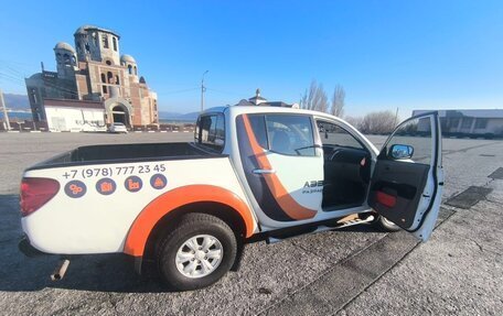 Mitsubishi L200 IV рестайлинг, 2010 год, 1 300 000 рублей, 7 фотография