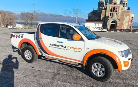 Mitsubishi L200 IV рестайлинг, 2010 год, 1 300 000 рублей, 2 фотография