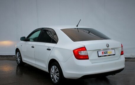 Skoda Rapid I, 2015 год, 855 000 рублей, 5 фотография