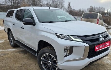 Mitsubishi L200 IV рестайлинг, 2022 год, 4 200 000 рублей, 9 фотография