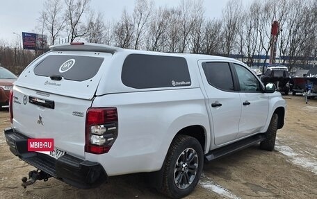 Mitsubishi L200 IV рестайлинг, 2022 год, 4 200 000 рублей, 11 фотография