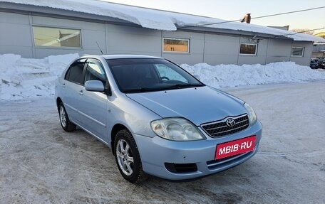 Toyota Corolla, 2004 год, 599 000 рублей, 3 фотография