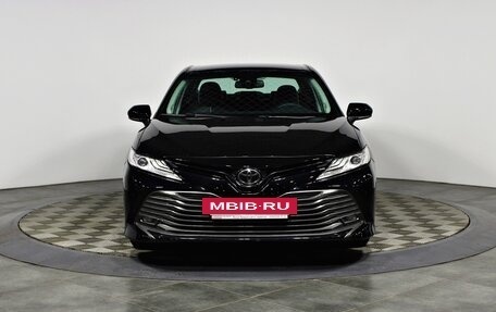 Toyota Camry, 2018 год, 2 850 000 рублей, 2 фотография